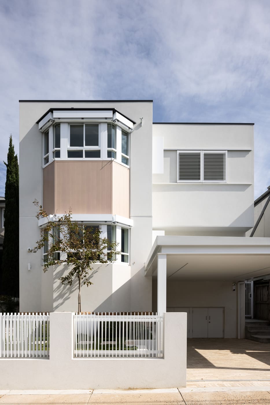 Waverley Residents home exterior, renovated by Structure Building